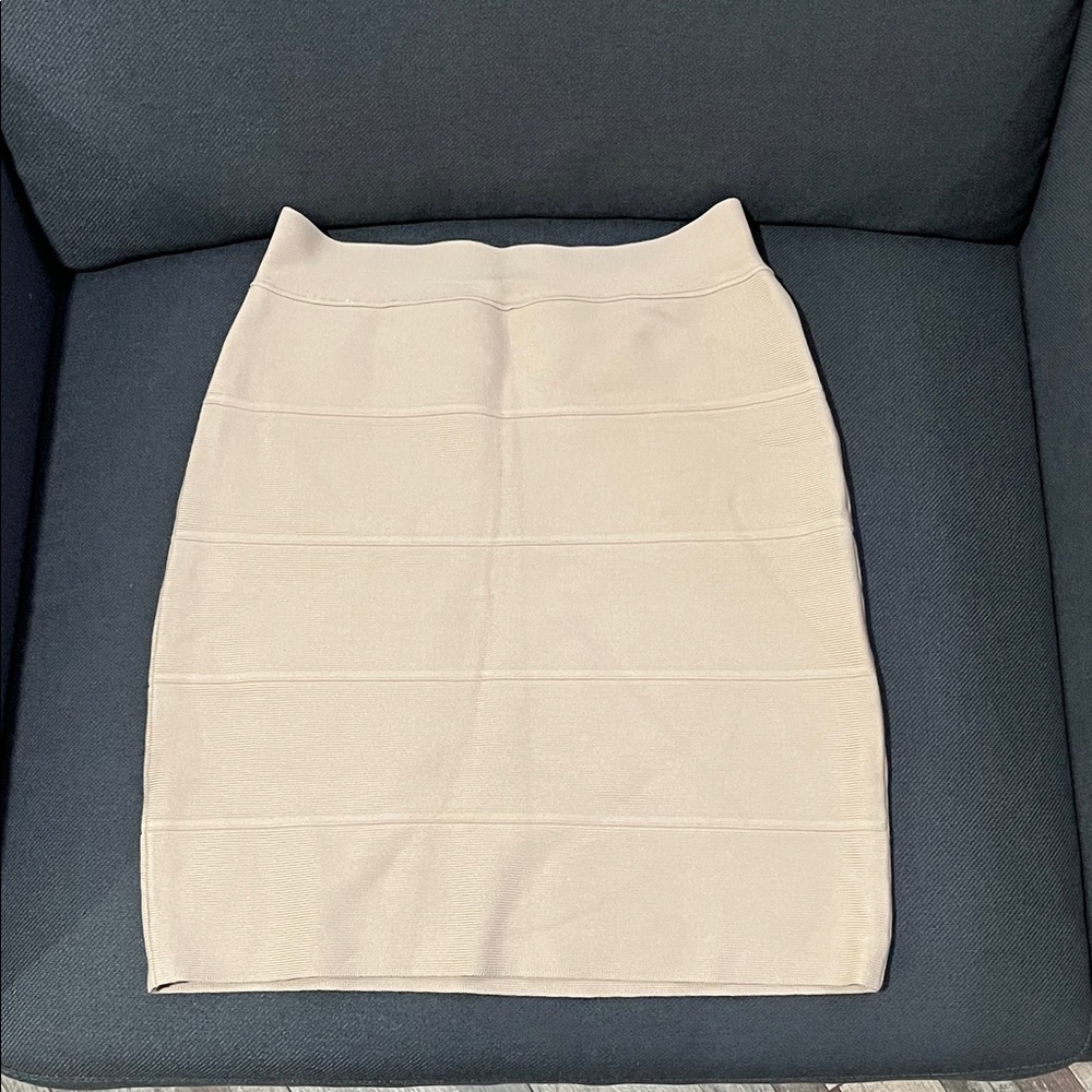 BCBGMaxAzria Cream Pencil Skirt